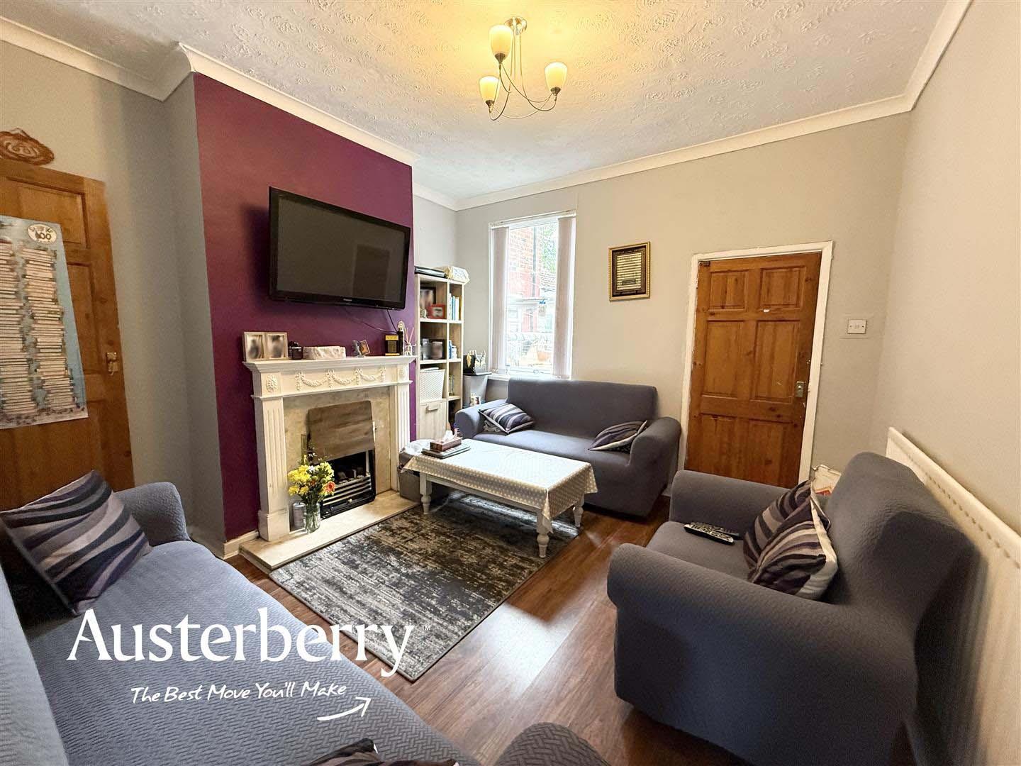 2 bed property in Cliveden Place, Stoke-On-Trent